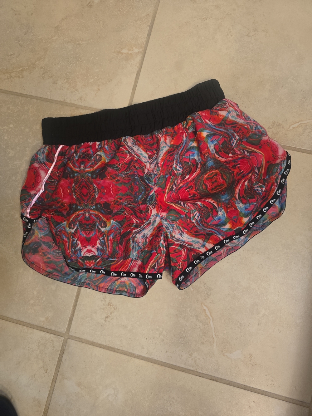 ZYIA Red Abstract Multi-Color Athletic Shorts with Black Waistband S